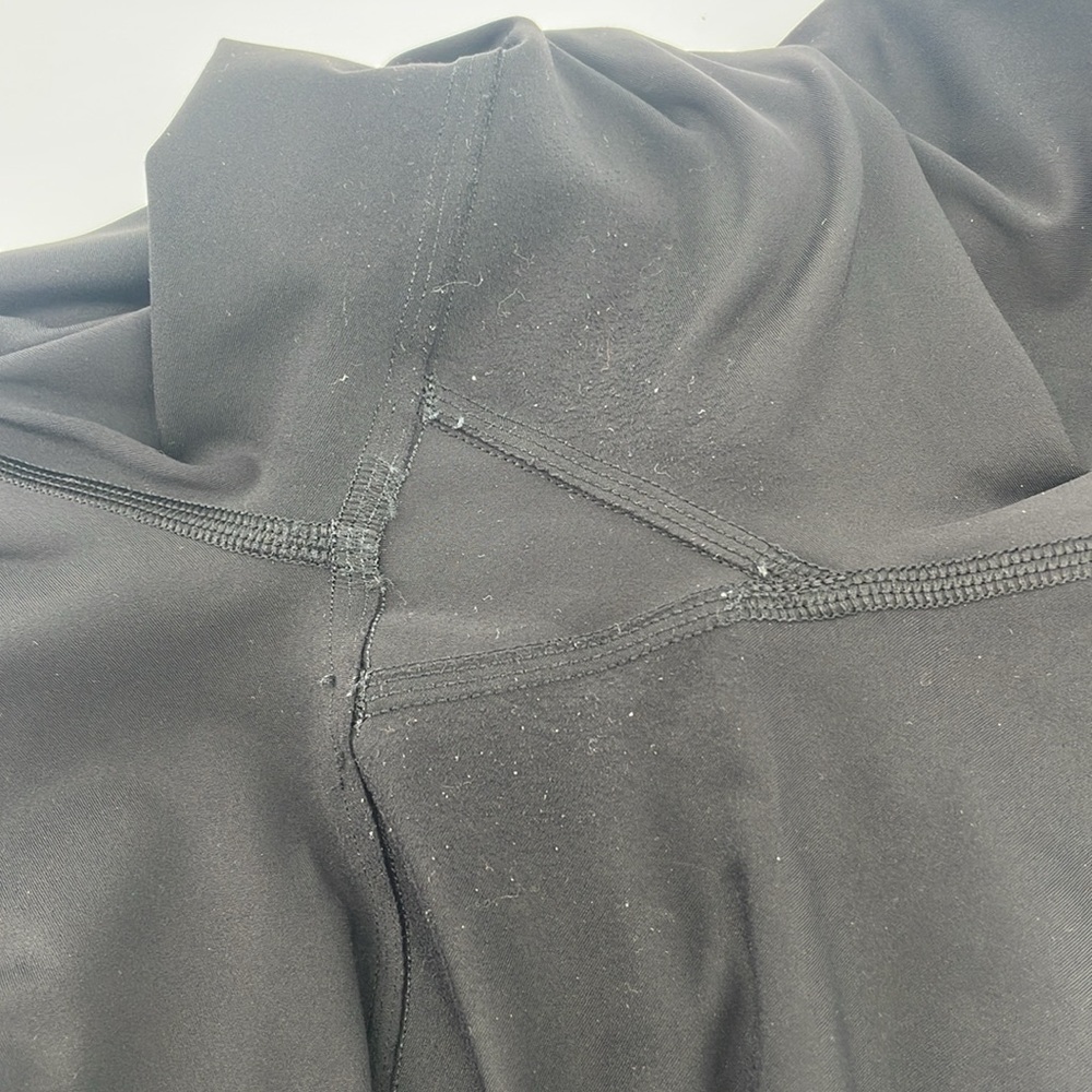 Lululemon Fast and Free Tight II in Black 6 A17 - Picture 4 of 7